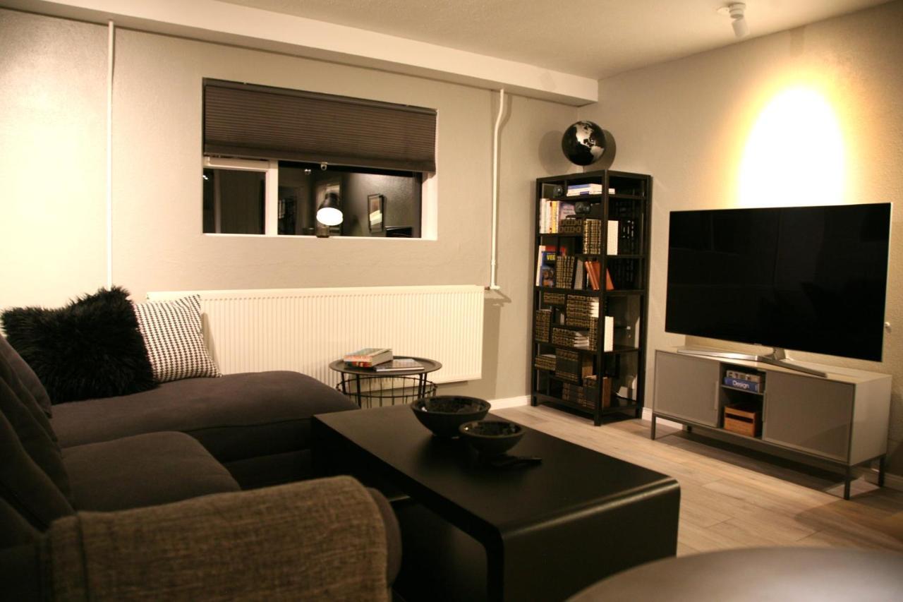 Spacious & Refurbished 1 Bedroom Apartment In Suburban Reykjavik Garthabaer Екстериор снимка